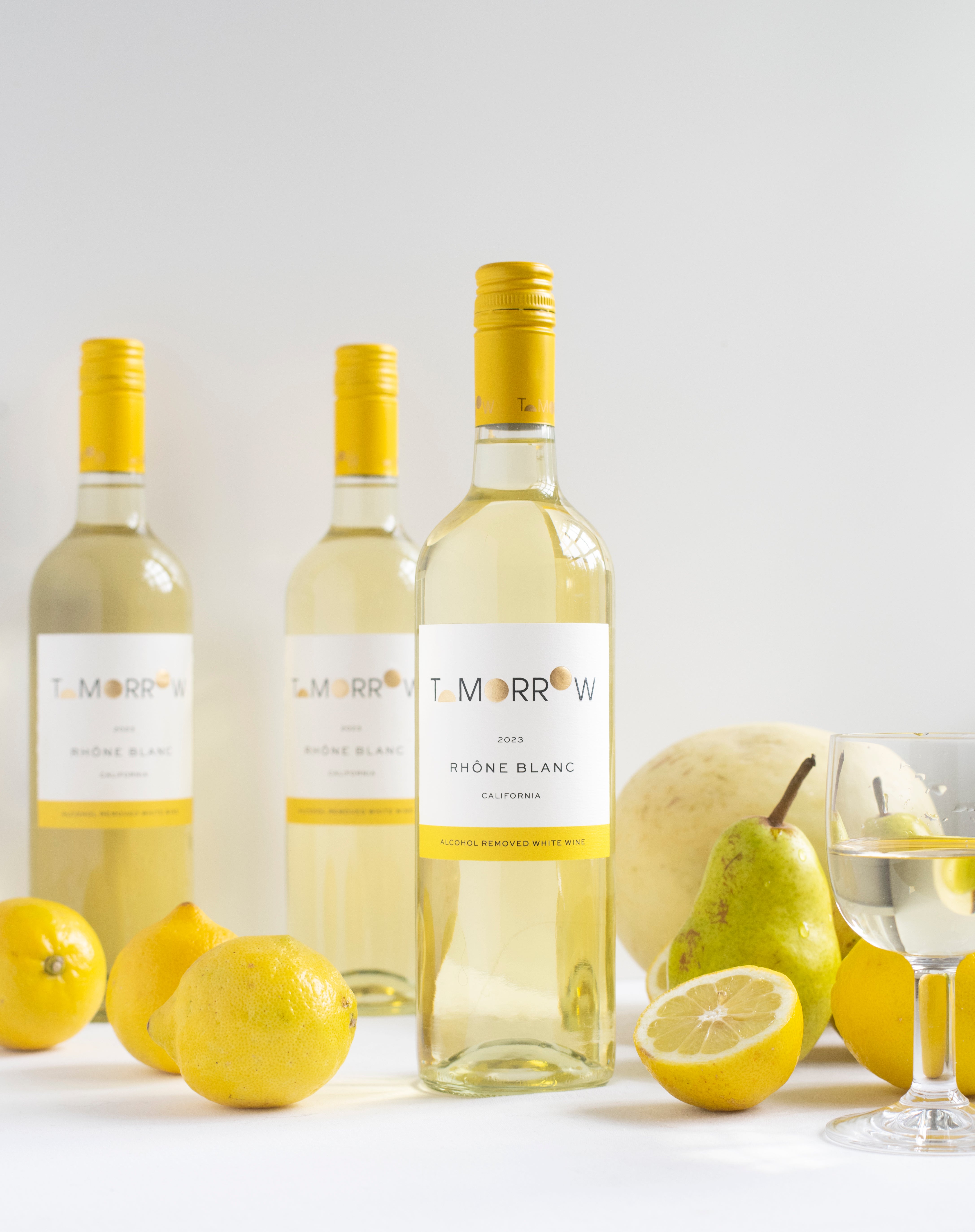 Elevate Your Weeknight Dinner: A Cozy Vegetarian Pairing with NA Rhône Blanc